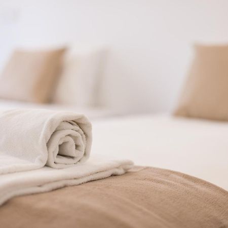 Mouraria Blue Three-Bedroom Apartment W/ Parking - By Lu Holidays Lisboa Exterior foto